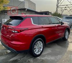 ميتسوبيشي اوتلاندر